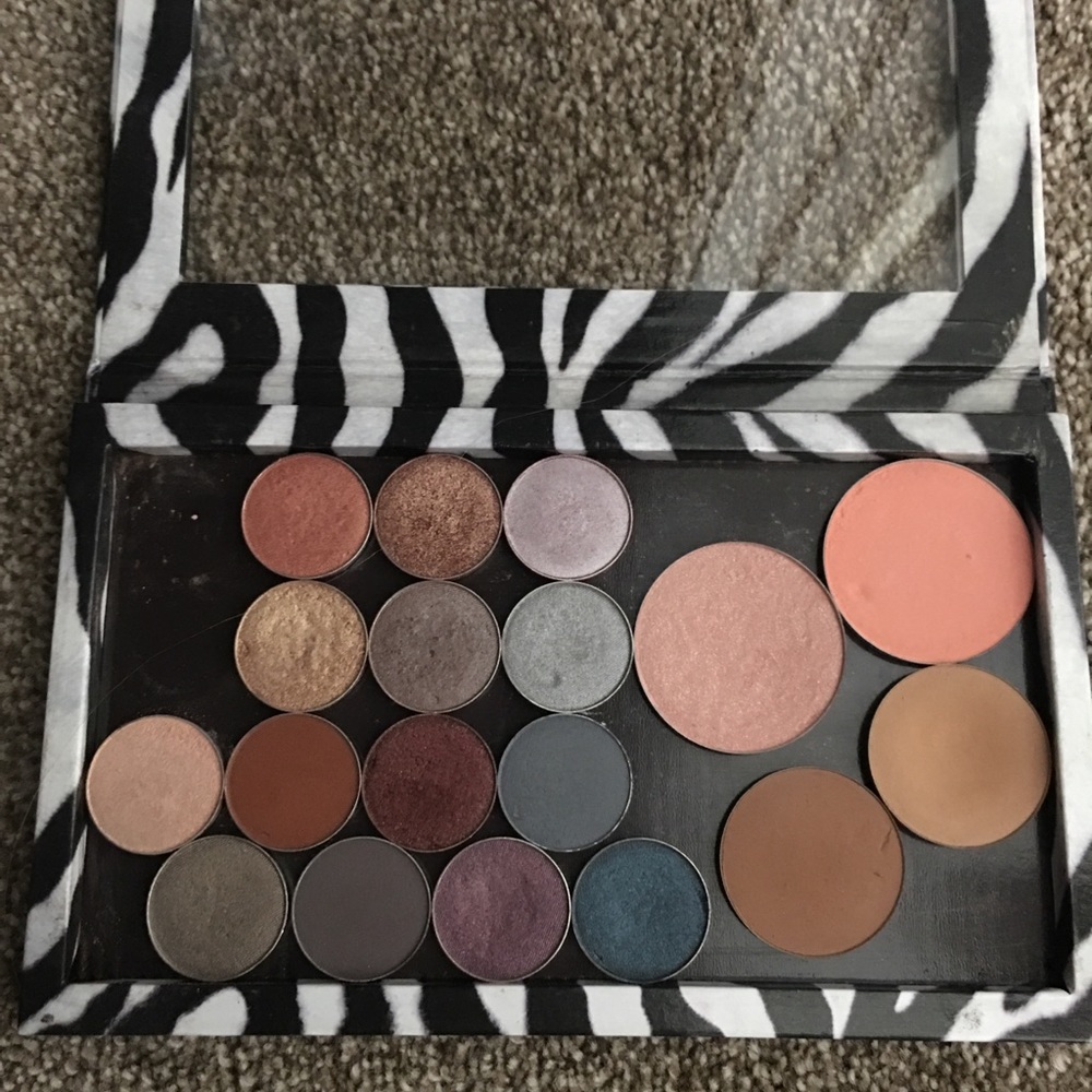 Makeup Geek Z Palette